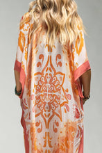 Load image into Gallery viewer, Watercolor Flower Kimono
